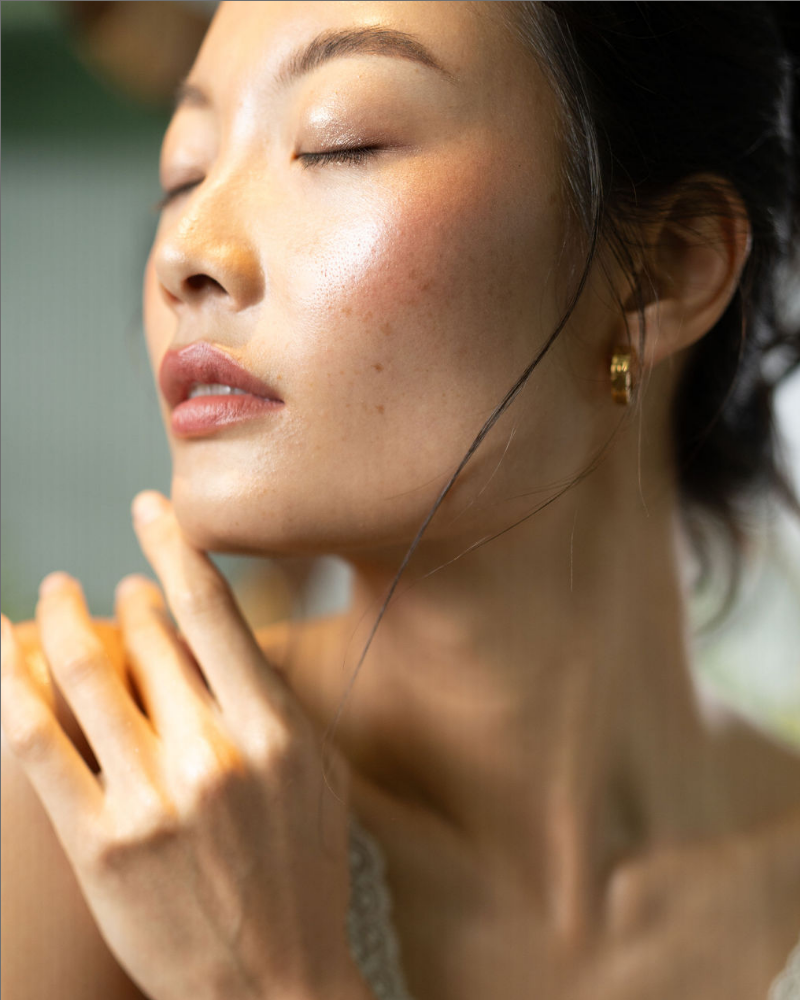 Avara Eye Reveyve Hydrating Balm-to-Serum